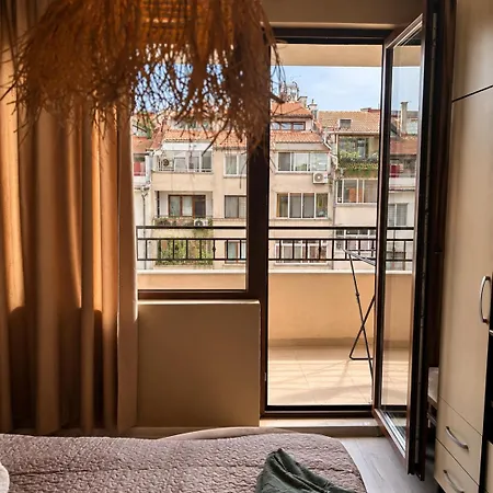 La Donna Lazur Apartament *