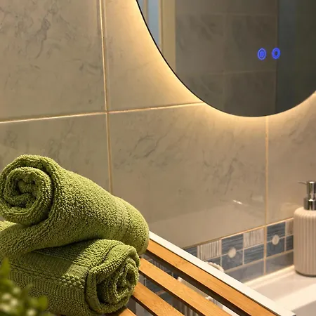La Donna Lazur Apartament *